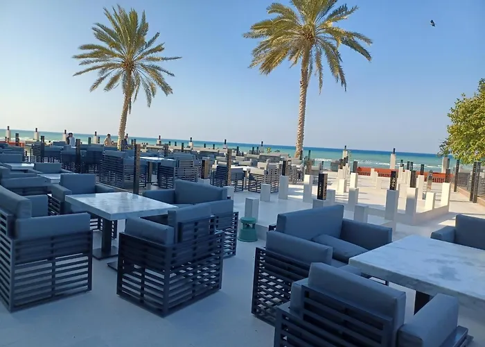 Al Qurum Resort