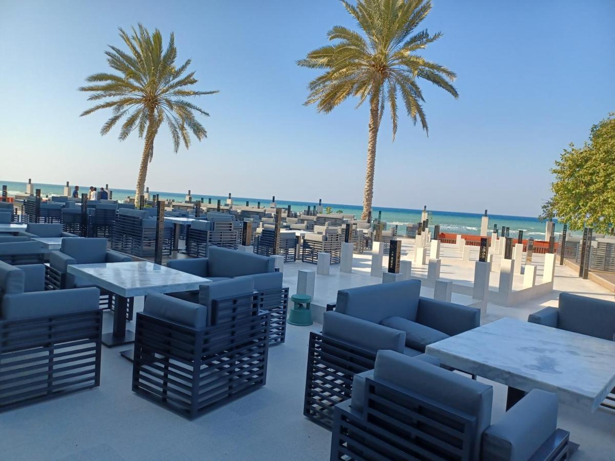 Al Qurum 3*