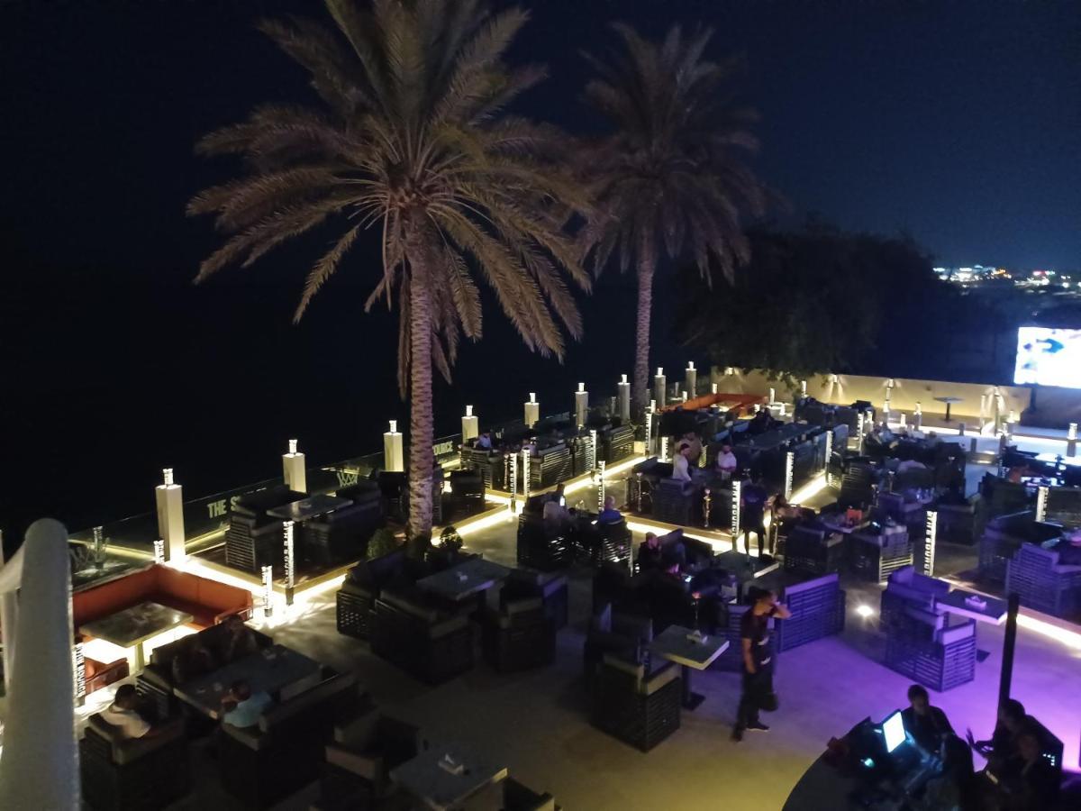 Al Qurum 3*