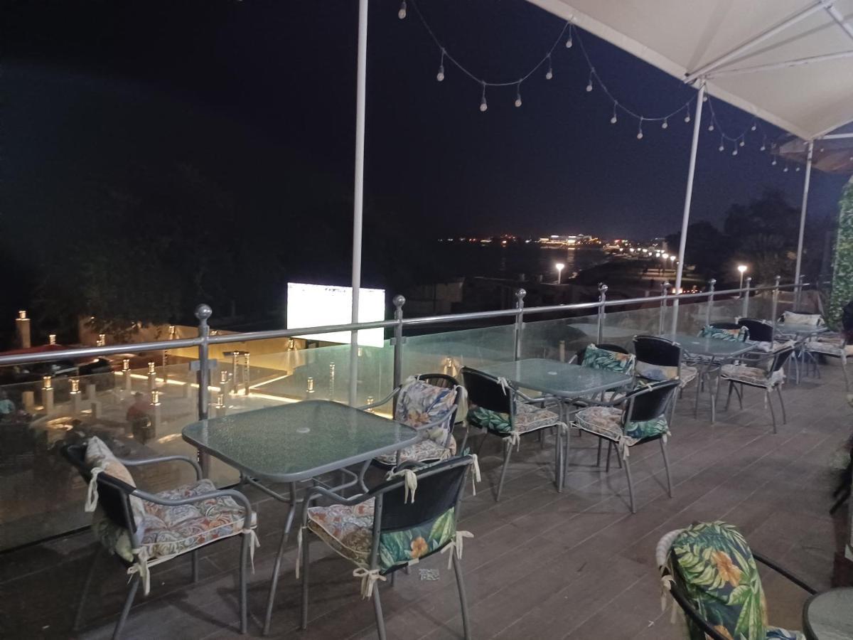 Al Qurum Resort