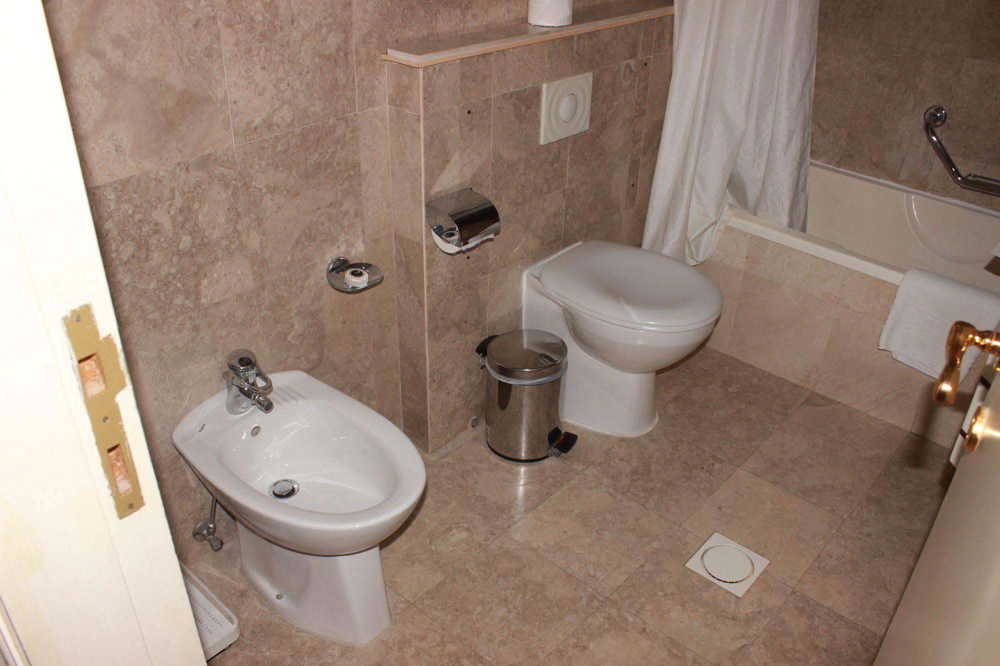 Al Qurum Resort 3*